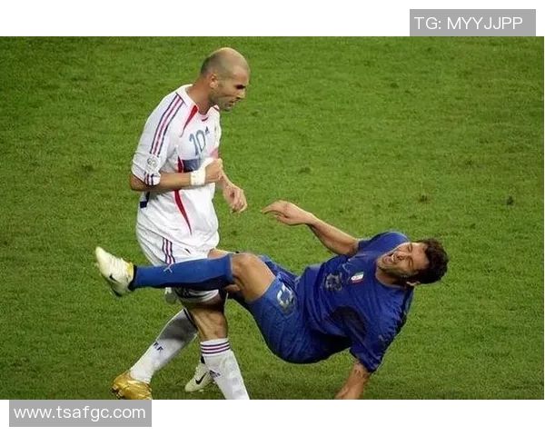 国外模仿足球明星慢动作的精彩瞬间与创意表现分析