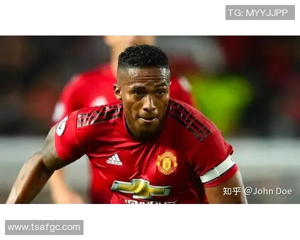 当足球明星首次得知自己外号时的幽默反应与背后故事揭秘